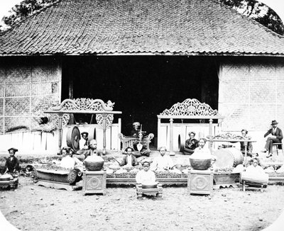 Band der einheimischen Prinzen, Java, um 1870er von European Photographer